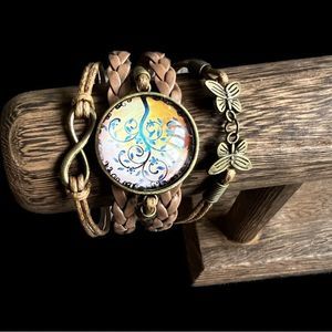 Adjustable linked bracelet